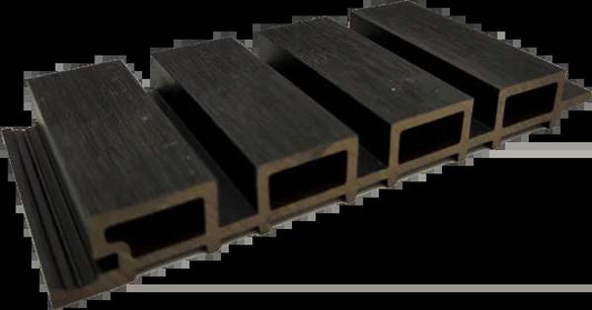 JE23 Black